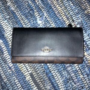 Coach wallet